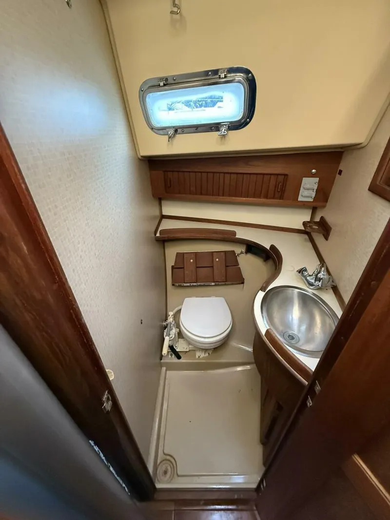 Slide: The Image of Island Packet IP-29 1991 - 5731452