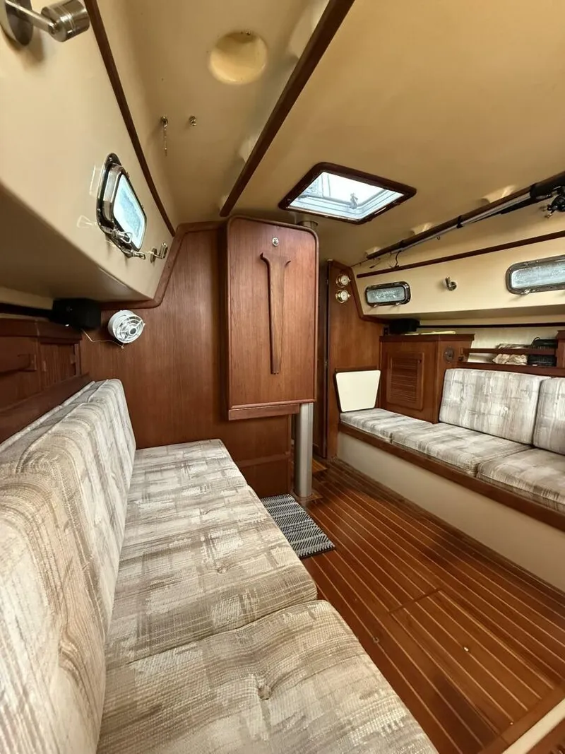 Slide: The Image of Island Packet IP-29 1991 - 5731459