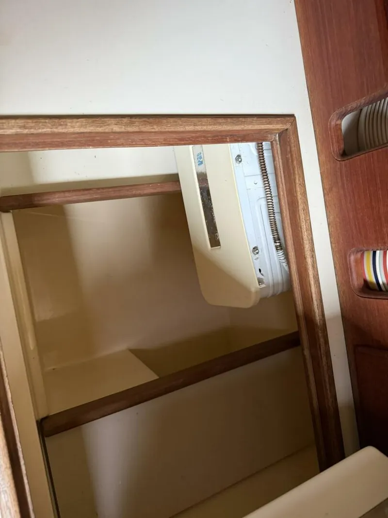 Slide: The Image of Island Packet IP-29 1991 - 5731460