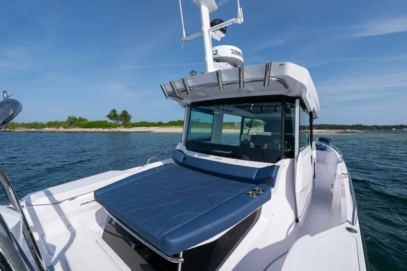 Slide: The Image of Axopar Cross Cabin 2026 - 5732759