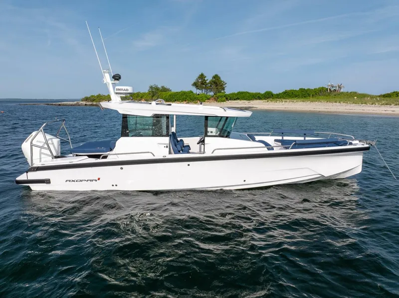 Slide: The Image of Axopar Cross Cabin 2026 - 5732726