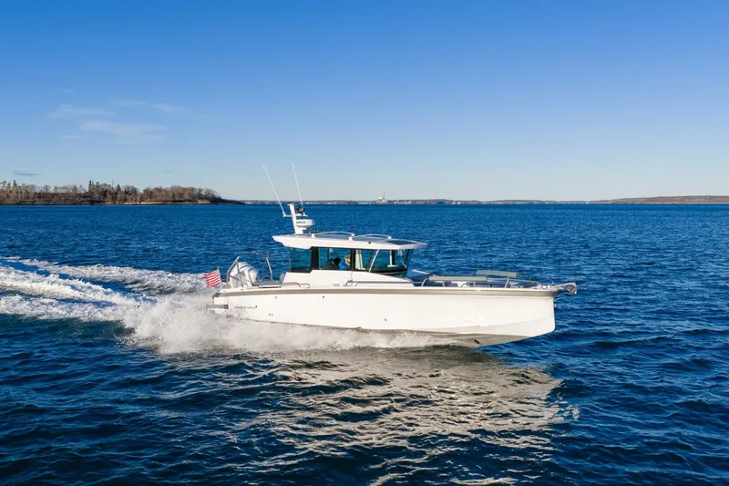 Slide: The Image of Axopar Cross Cabin 2026 - 5922483