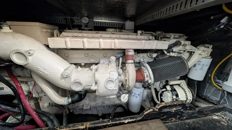 Slide: The Image of Carver 370 AFT CABIN 1994 - 5731903