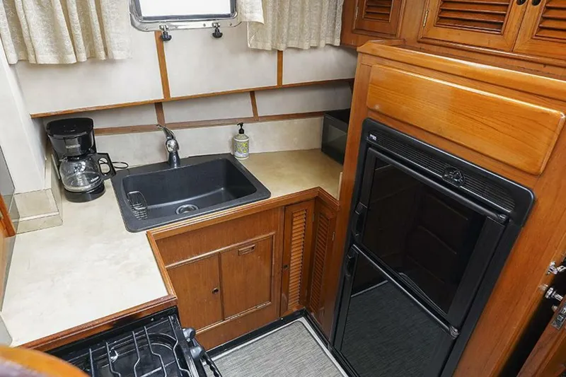 Slide: The Image of Tradewinds 47 1987 - 5732121