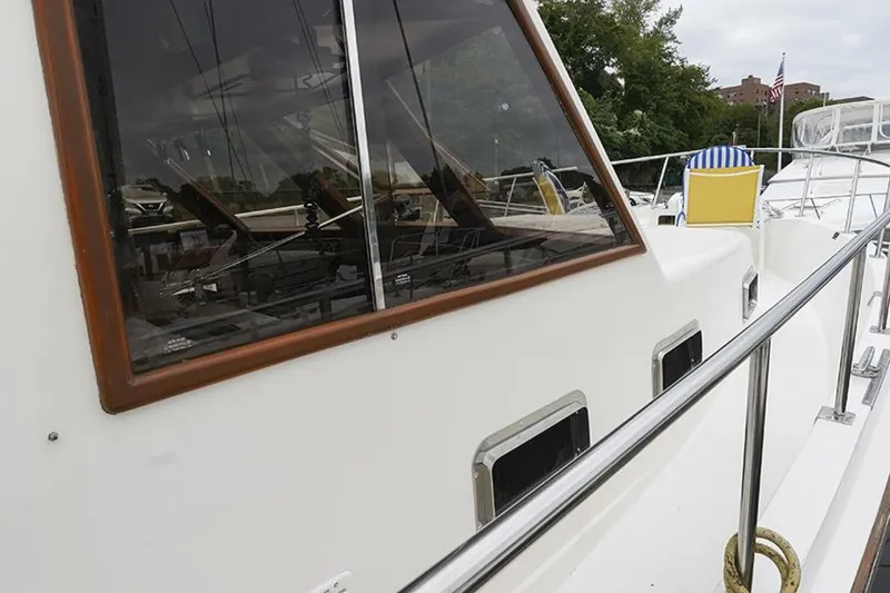 Slide: The Image of Tradewinds 47 1987 - 5732112