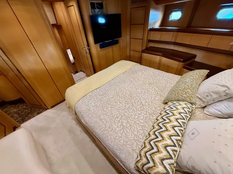 Slide: The Image of Mangusta 92 2005 - 5768734