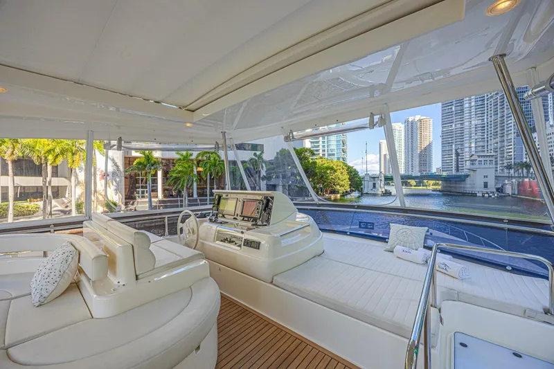 Slide: The Image of Ferretti Yachts 830 2011 - 5750222