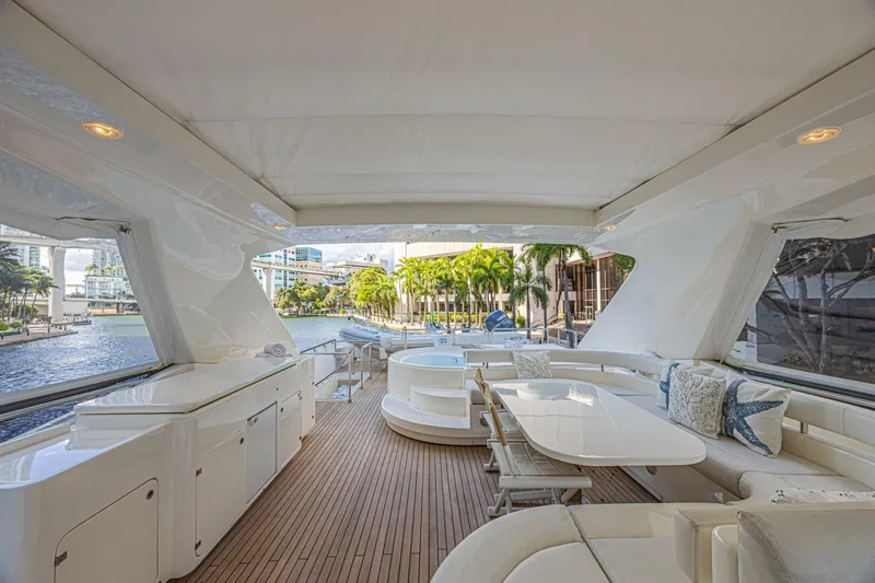 Slide: The Image of Ferretti Yachts 830 2011 - 5750233