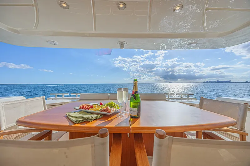 Slide: The Image of Ferretti Yachts 830 2011 - 5750240