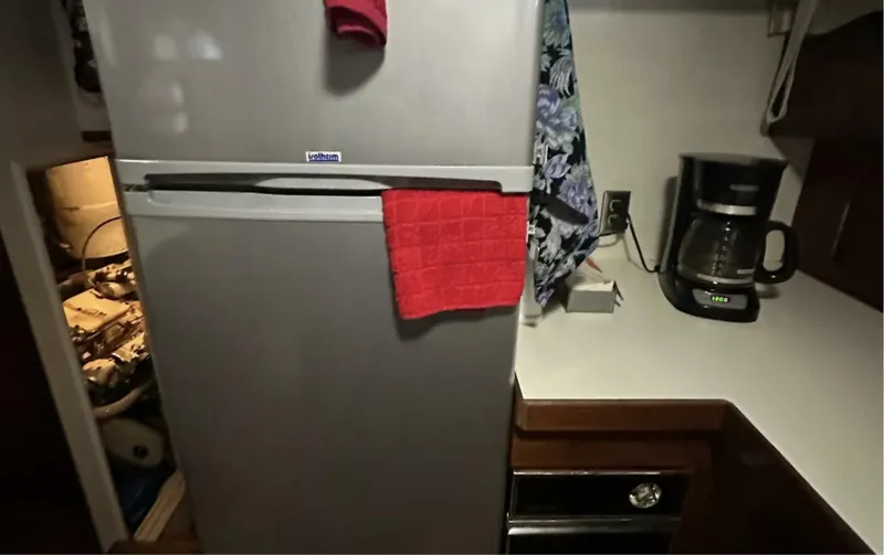 Slide: The Image of Hatteras 58 Yachtfish 1974 - 5732906