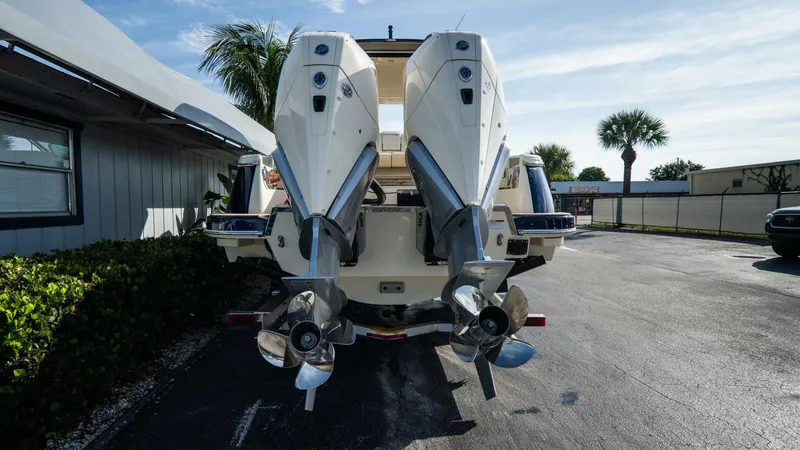 Slide: The Image of Chris-Craft Launch GT 2025 - 5733713