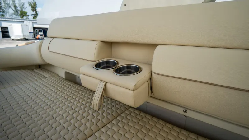 Slide: The Image of Chris-Craft Launch GT 2025 - 5733806