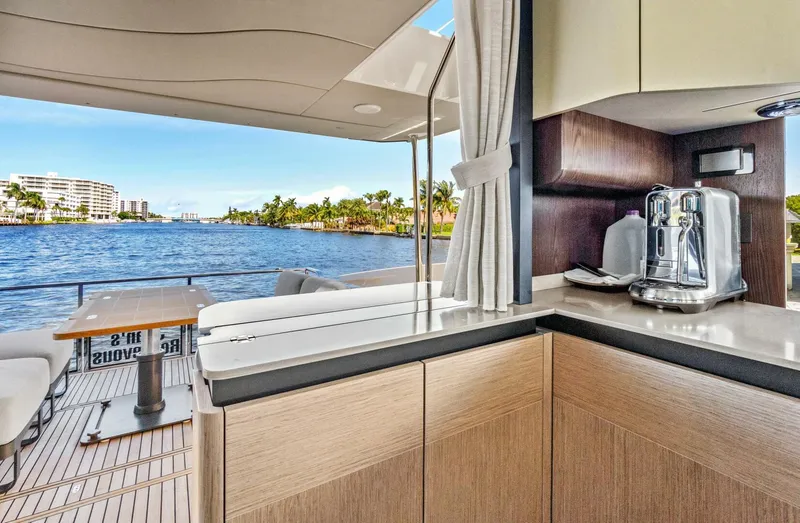 Slide: The Image of Absolute 52 Fly 2025 - 5733448