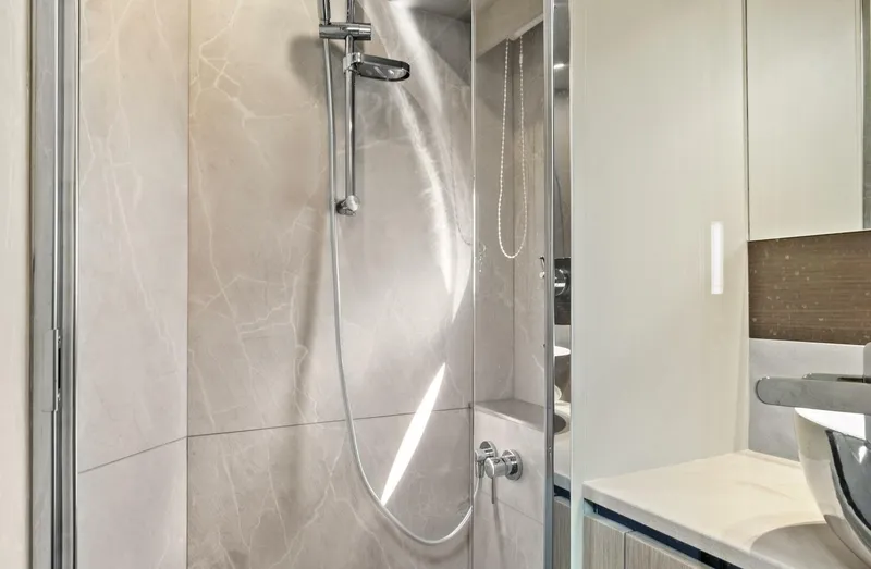 Slide: The Image of Absolute 52 Fly 2025 - 5733480