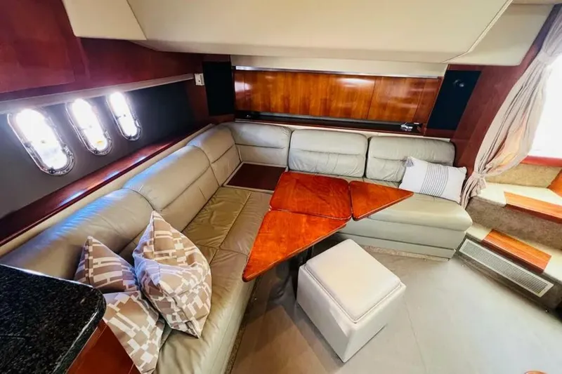 Slide: The Image of Cruisers Yachts 420 Express 2006 - 5733960