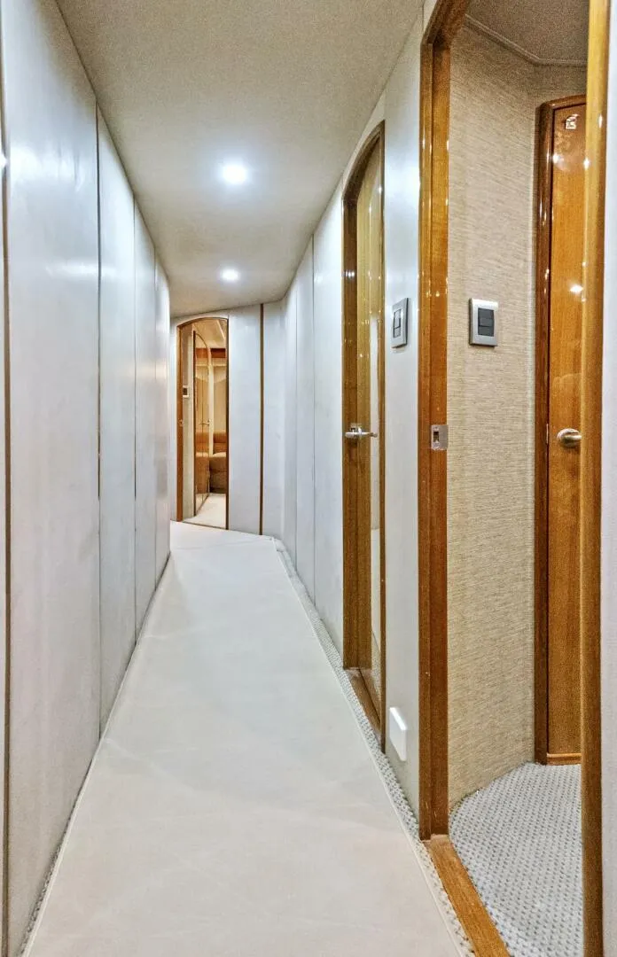 Slide: The Image of Viking 74 Enclosed Bridge 2008 - 5733915