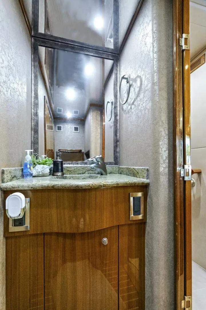 Slide: The Image of Viking 74 Enclosed Bridge 2008 - 5733917