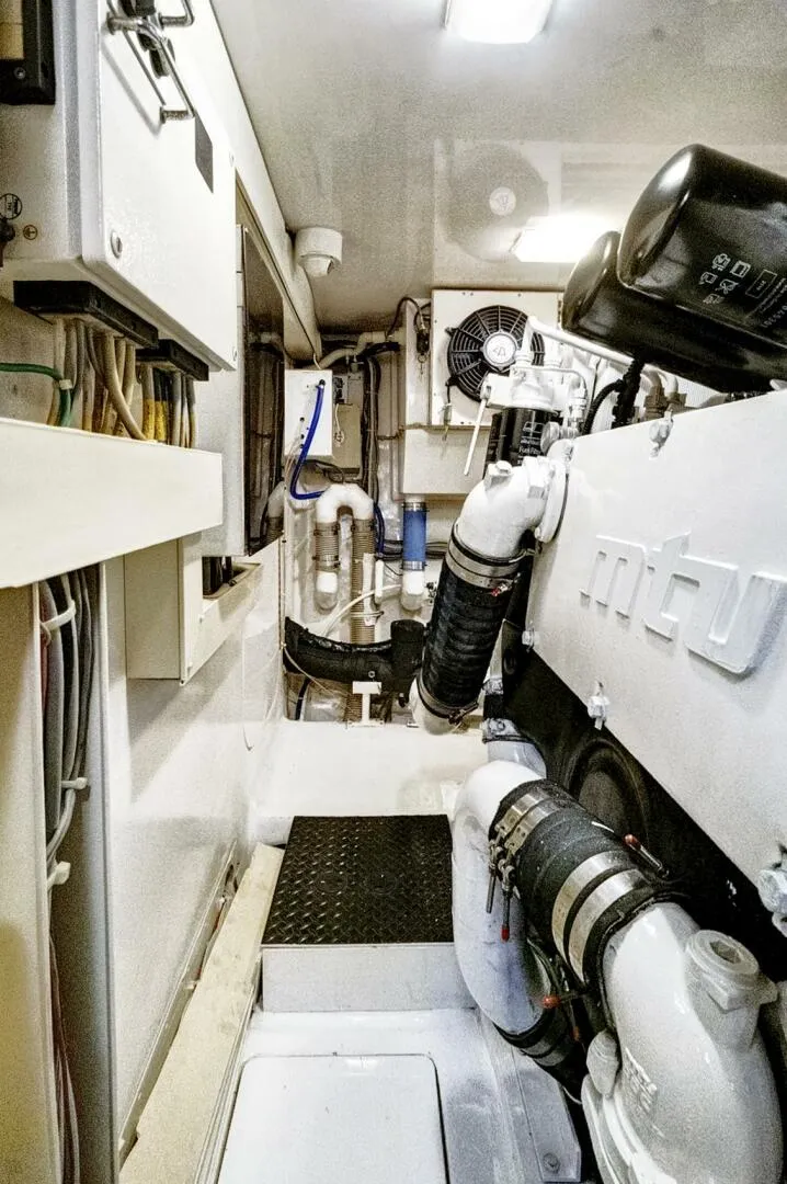 Slide: The Image of Viking 74 Enclosed Bridge 2008 - 5733932