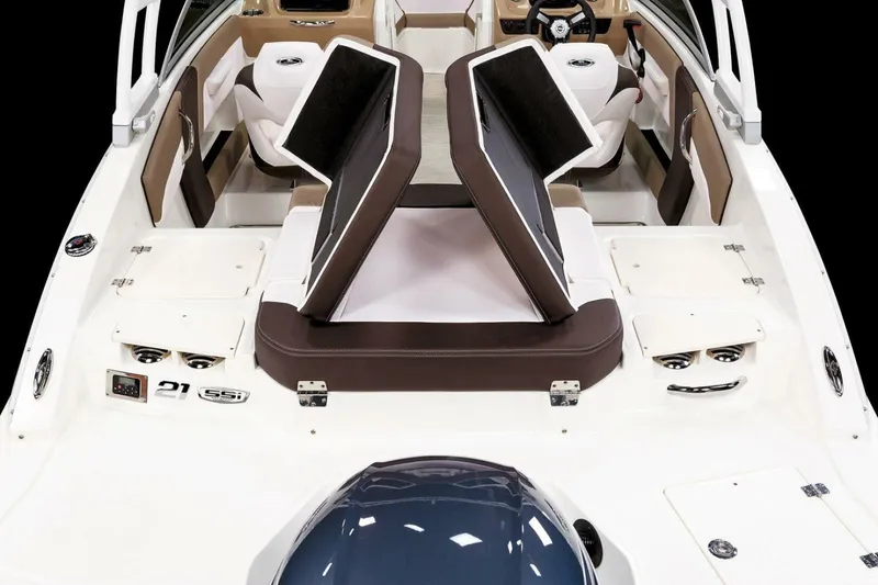Slide: The Image of Chaparral 21 SSi OB 2026 - 5734350