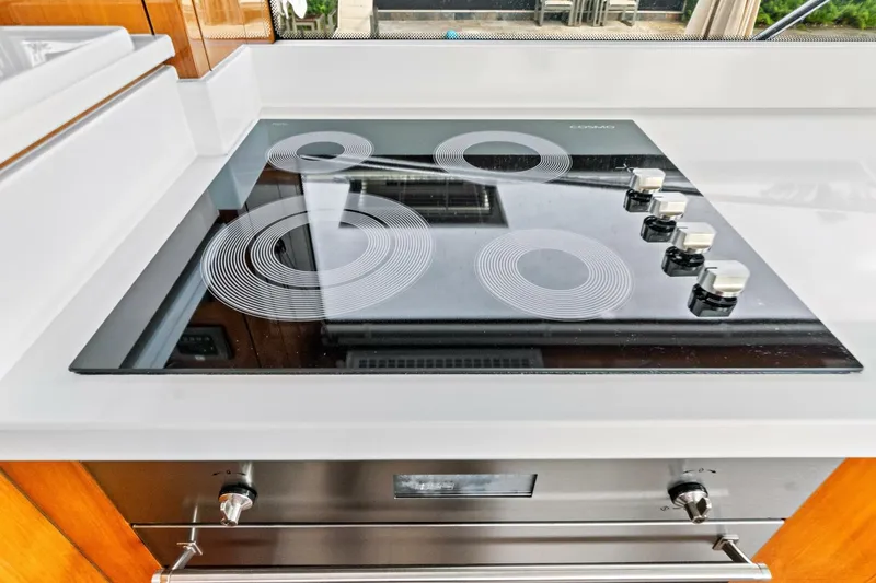 Slide: The Image of Sunseeker Manhattan 52 2020 - 5768763