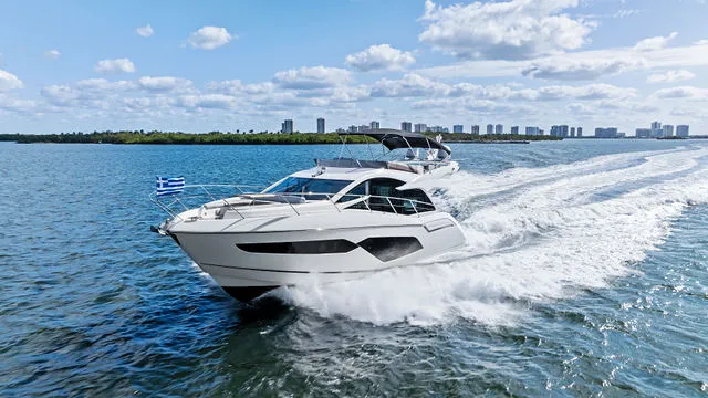 Slide: The Image of Sunseeker Manhattan 52 2020 - 76