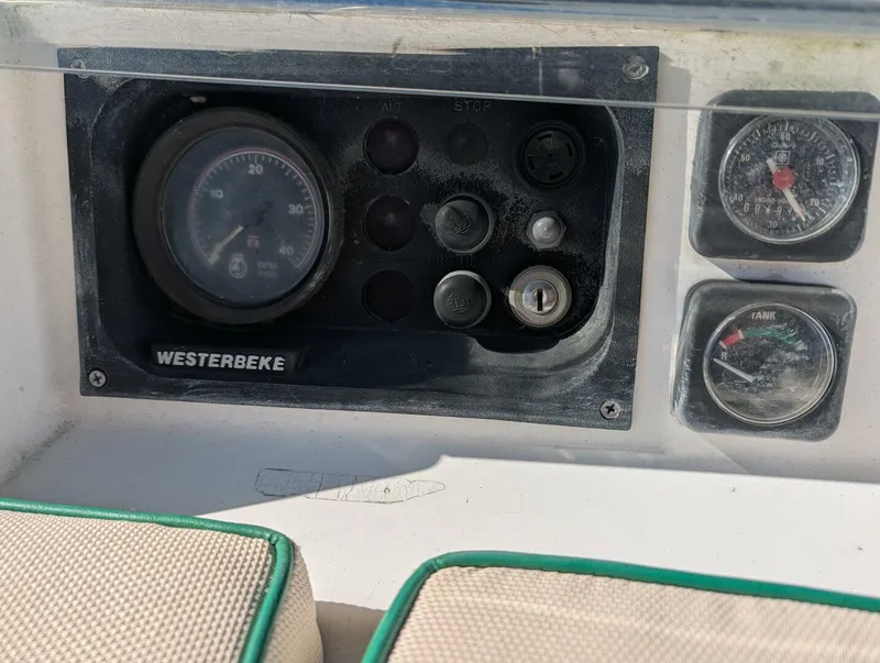 Slide: The Image of Beneteau Oceanis 331 2001 - 5736293