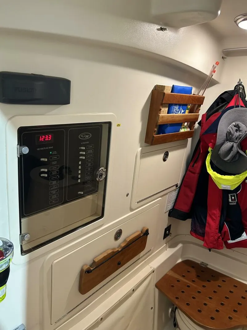 Slide: The Image of Grady-White 33 2019 - 5736348