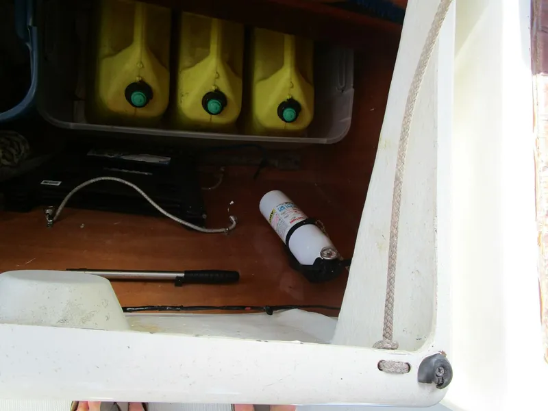 Slide: The Image of Beneteau 331 CB 2003 - 5736545