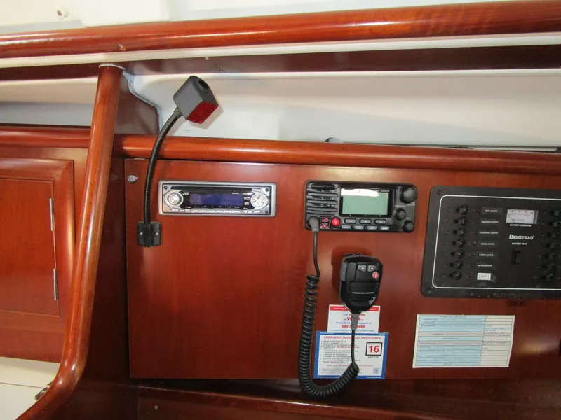 Slide: The Image of Beneteau 331 CB 2003 - 5736556