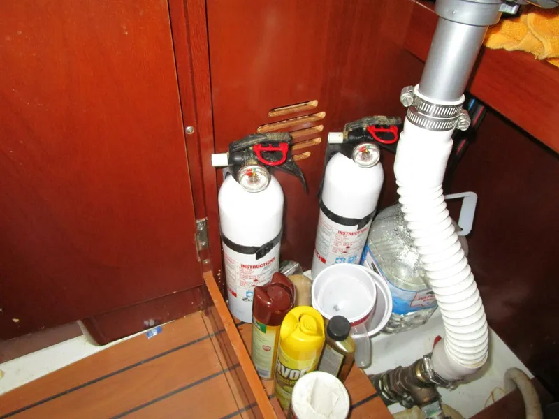 Slide: The Image of Beneteau 331 CB 2003 - 5736565