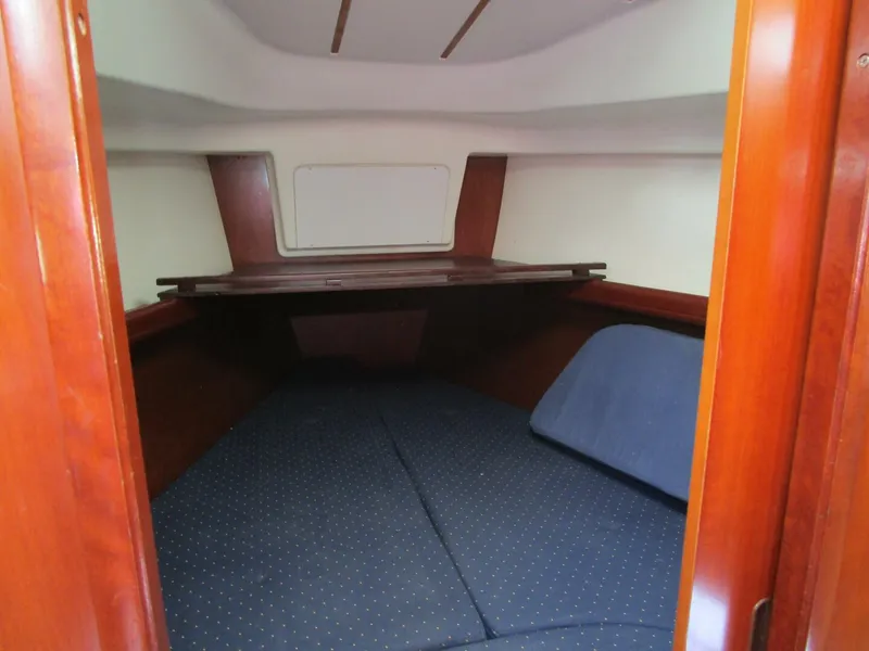 Slide: The Image of Beneteau 331 CB 2003 - 5736570