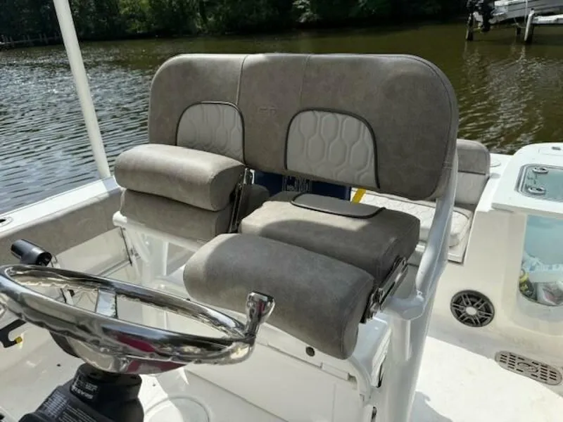 Slide: The Image of Sea Fox 22 2024 - 5736381