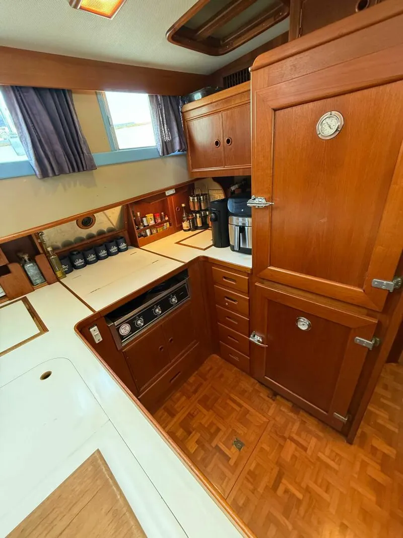 Slide: The Image of Grand Banks 46 Classic 1989 - 5736596