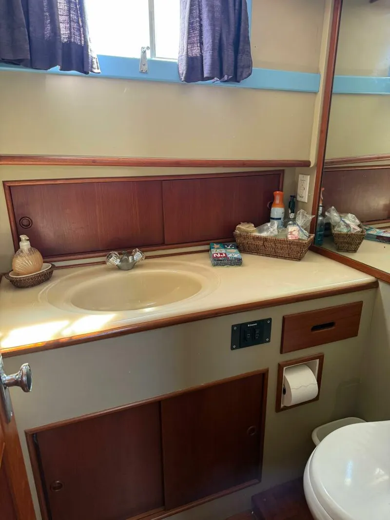 Slide: The Image of Grand Banks 46 Classic 1989 - 5736591