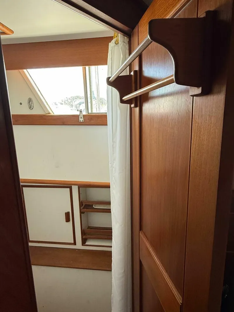 Slide: The Image of Grand Banks 46 Classic 1989 - 5736603