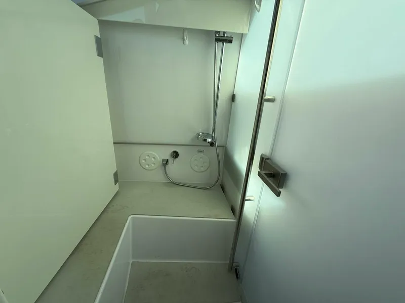 Slide: The Image of Axopar 37 XC CROSS CABIN 2025 - 5736651