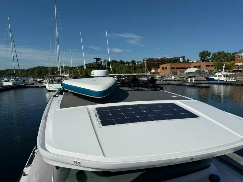 Slide: The Image of Axopar 37 XC CROSS CABIN 2025 - 5736659