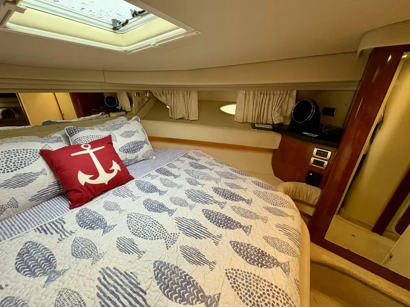 Slide: The Image of Sea Ray 380 Sundancer 2003 - 5736727