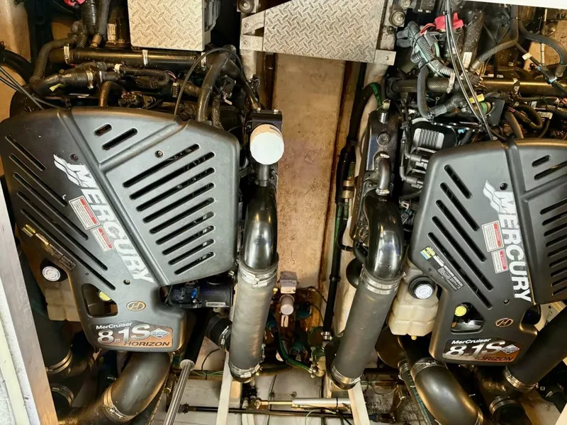 Slide: The Image of Sea Ray 380 Sundancer 2003 - 5736725