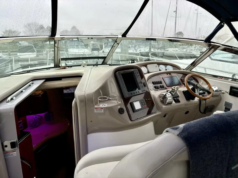 Slide: The Image of Sea Ray 380 Sundancer 2003 - 5736719