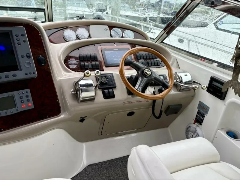 Slide: The Image of Sea Ray 380 Sundancer 2003 - 5736720