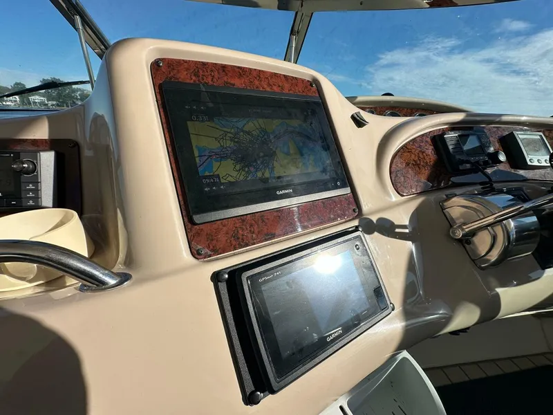 Slide: The Image of Sea Ray 460 Sundancer 2001 - 5736808