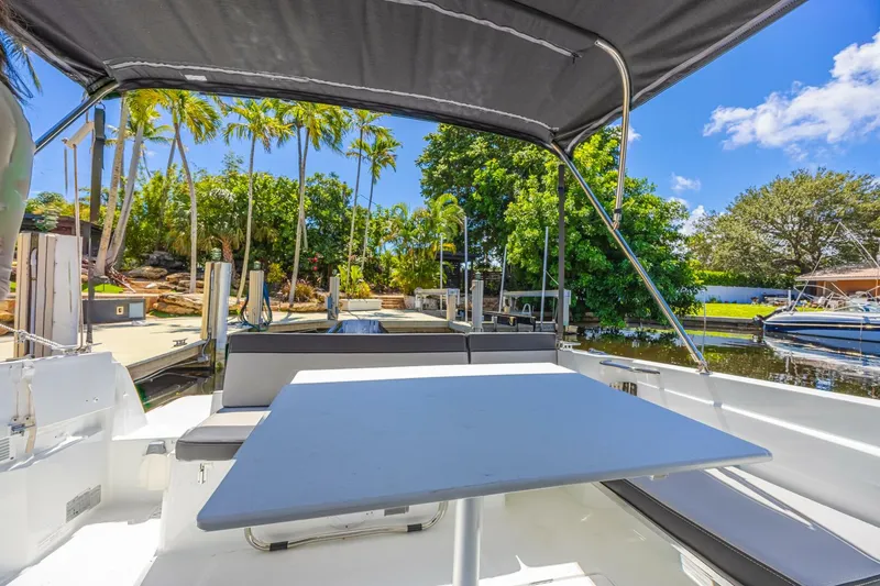 Slide: The Image of Jeanneau NC 795 Series 2 2022 - 5737001