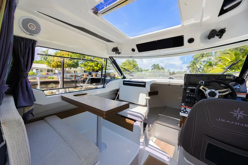 Slide: The Image of Jeanneau NC 795 Series 2 2022 - 5737003