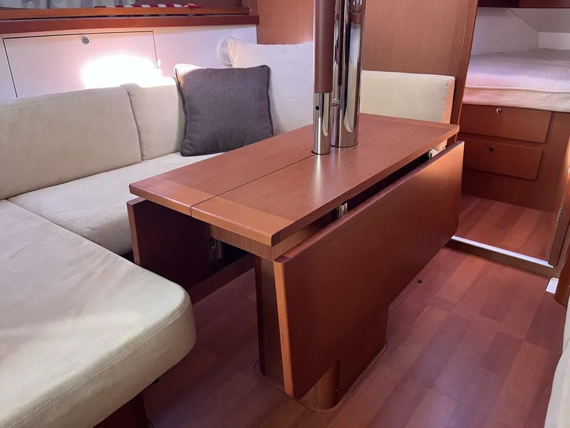 Slide: The Image of Beneteau 37 2013 - 5755888