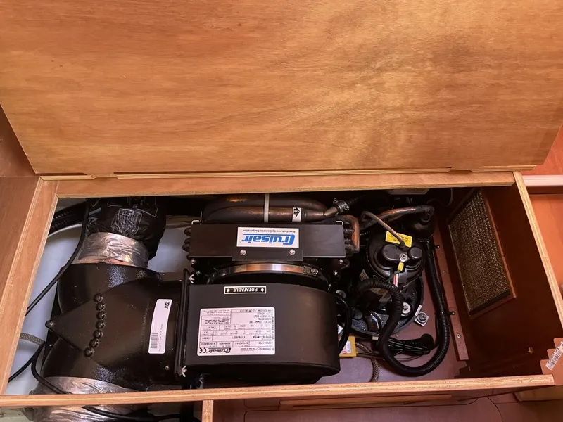 Slide: The Image of Beneteau 37 2013 - 5755890