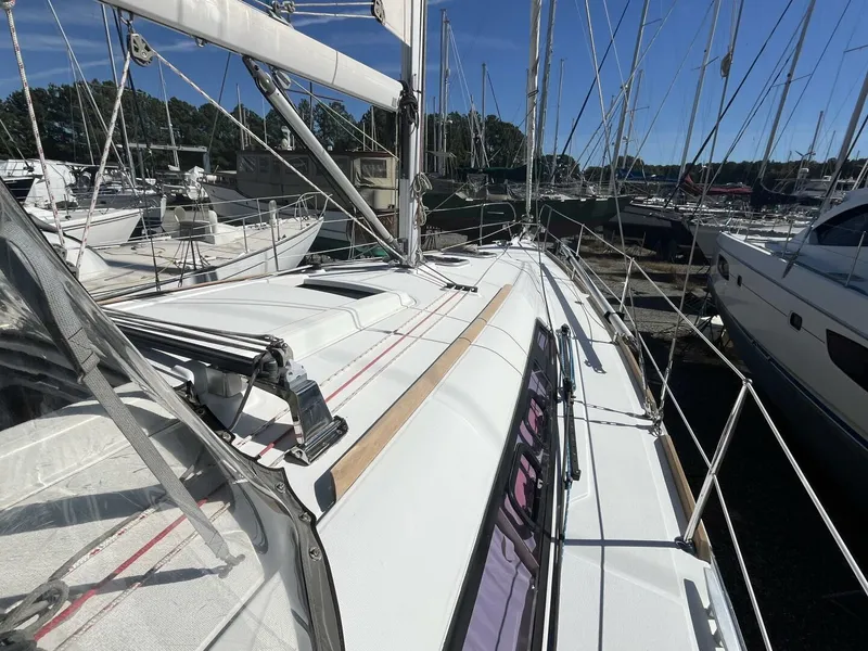 Slide: The Image of Beneteau 37 2013 - 5755585