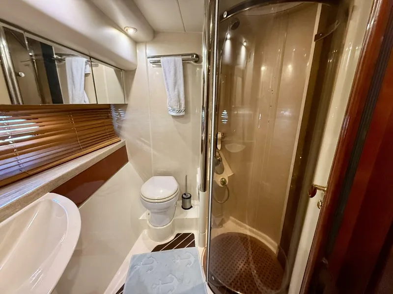 Slide: The Image of Fairline Squadron 55 2000 - 5737127