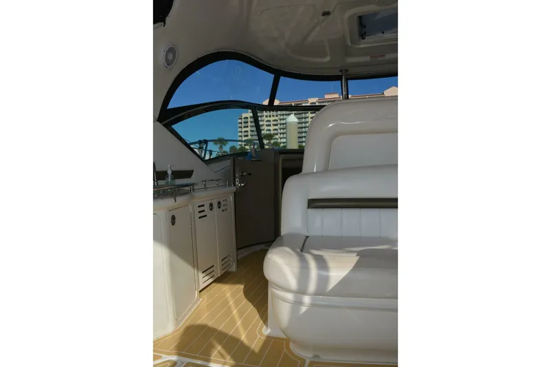 Slide: The Image of Sea Ray 44 Sundancer 2007 - 5737364
