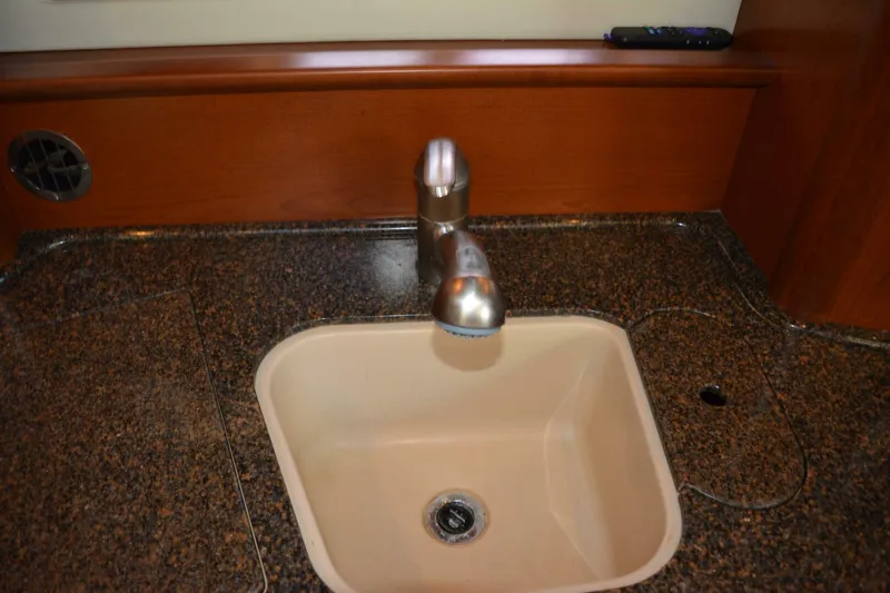 Slide: The Image of Sea Ray 44 Sundancer 2007 - 5737566